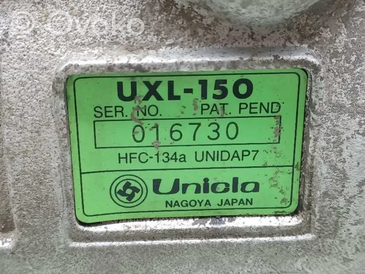 Mitsubishi Canter Ilmastointilaitteen kompressorin pumppu (A/C) UXL150