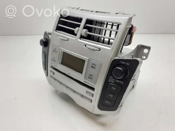Toyota Yaris Moduł / Sterownik dziku audio HiFi 861200D210
