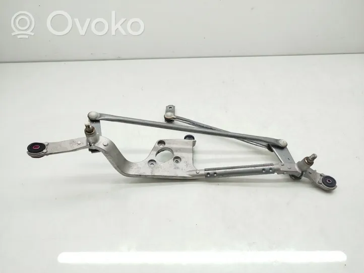 Toyota Yaris XP210 Front wiper blade arm 