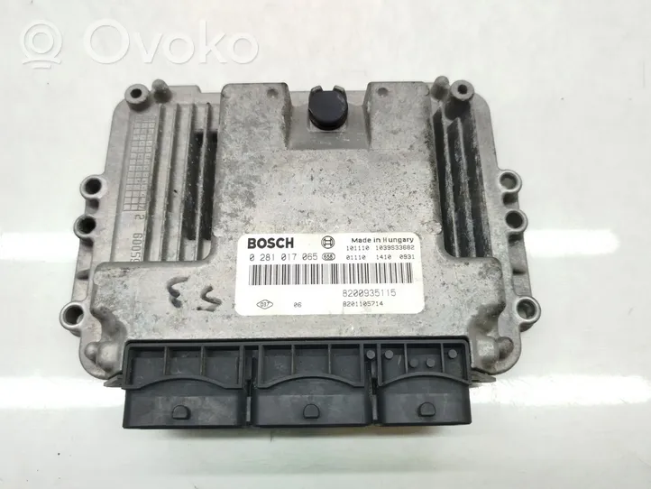 Renault Trafic II (X83) Komputer / Sterownik ECU silnika 