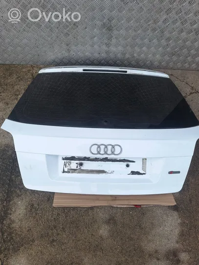 Audi A3 S3 8P Takaluukun/tavaratilan kansi 