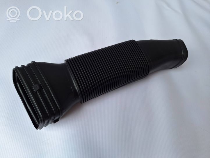 Skoda Rapid (NH) Air intake duct part 6R0129618