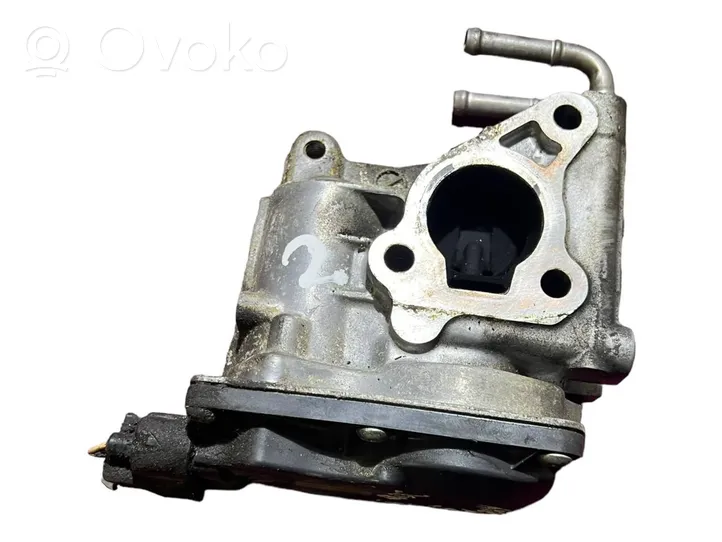 Toyota Avensis T270 Soupape vanne EGR 15010000723