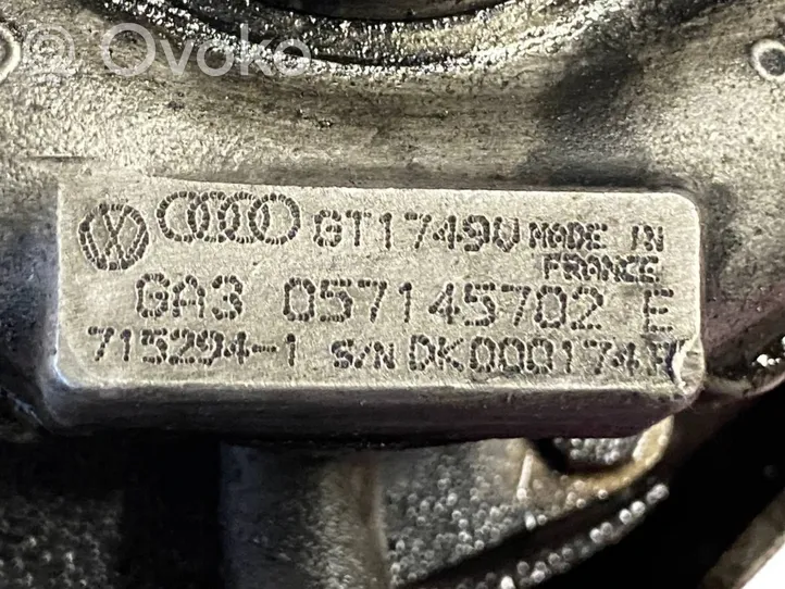 Audi A8 S8 D2 4D Turbo 057145702E