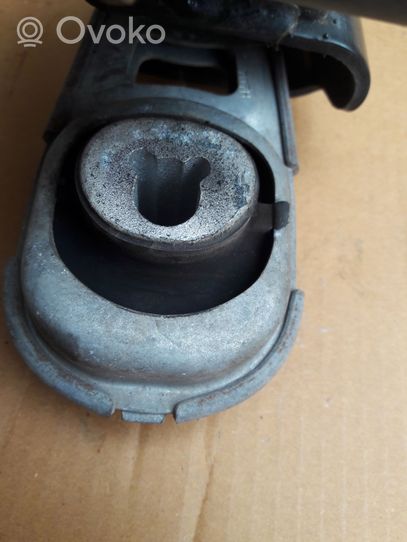 Renault Kadjar Supporto della scatola del cambio 113604EA0A