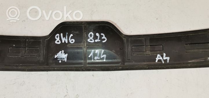 Audi A5 Joint de compartiment moteur 8W6823124