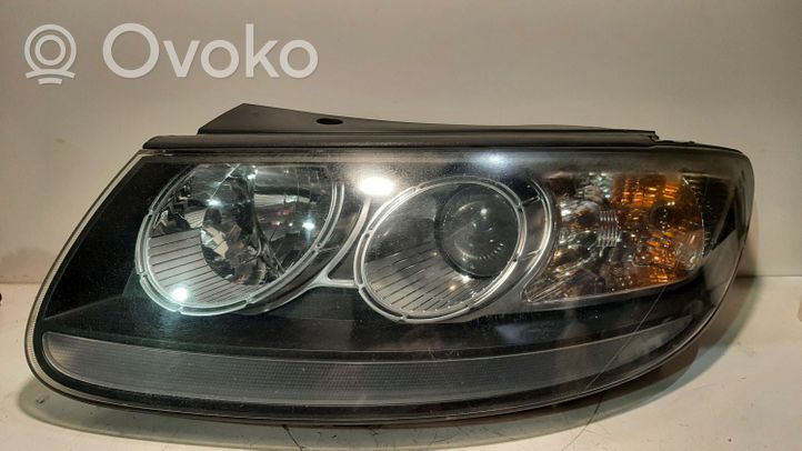 Hyundai Santa Fe Lampa przednia 921012B020