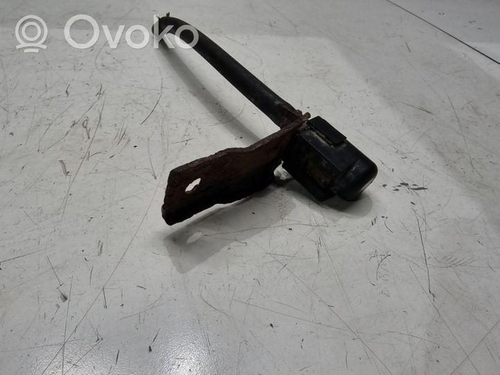 Nissan Qashqai Kita galinės važiuoklės detalė 383565V410