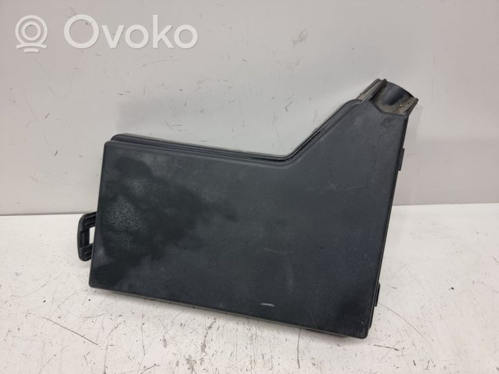 Nissan Qashqai Coperchio scatola dei fusibili 24382JD00B