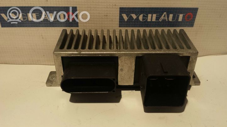 Nissan Qashqai Hehkutulpan esikuumennuksen rele 11067JD50B