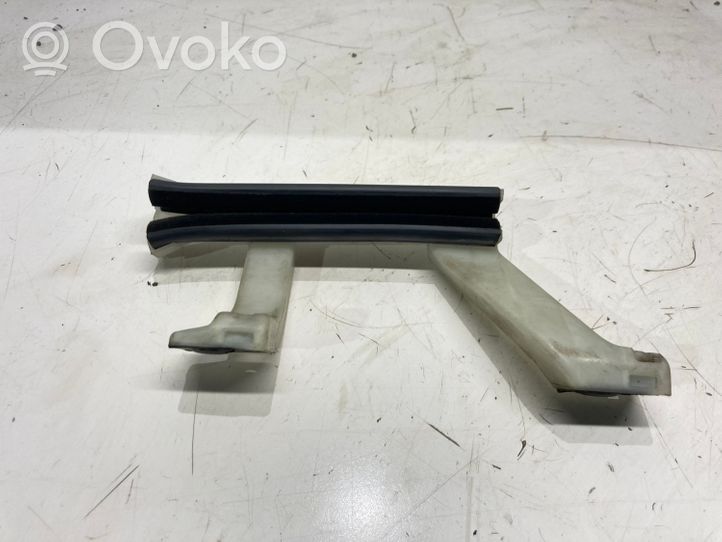 Opel Grandland X Rail de pare-brise de porte arrière 9821857080