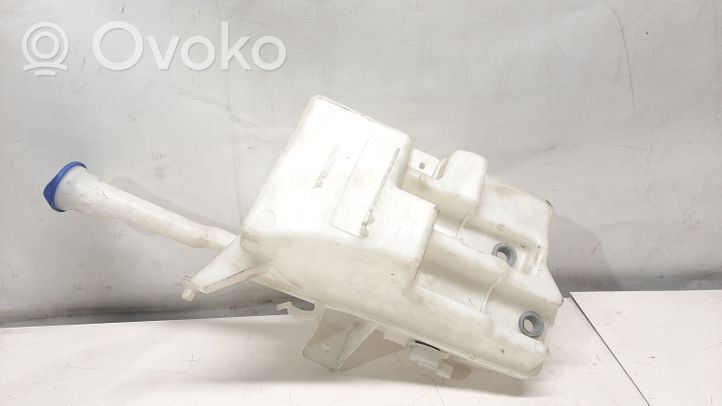 Volvo V40 Réservoir de liquide lave-glace 31391615