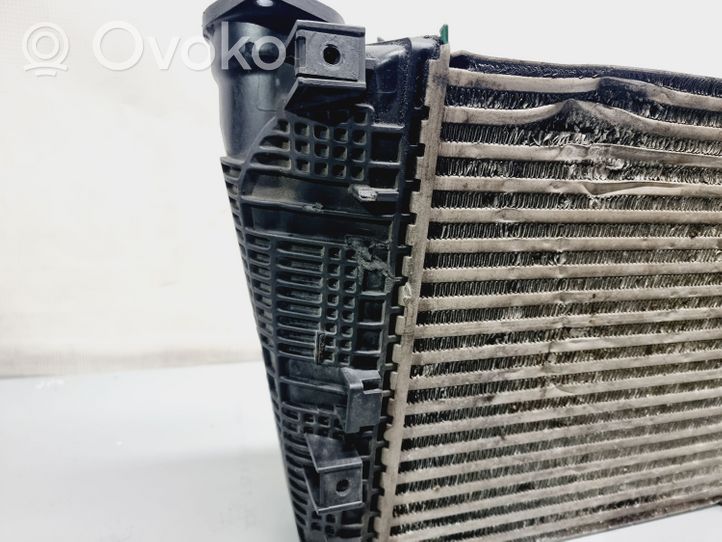 Audi SQ7 Chłodnica powietrza doładowującego / Intercooler 4M0145804R