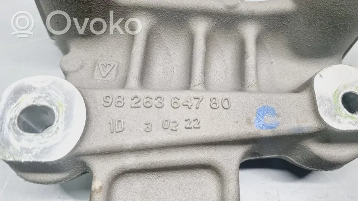 Opel Mokka B Moottorin kiinnikekorvake (käytetyt) 9826364780