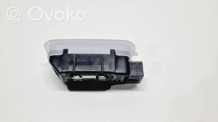 Hyundai Kona I Luce interna bagagliaio/portabagagli 92620C7000