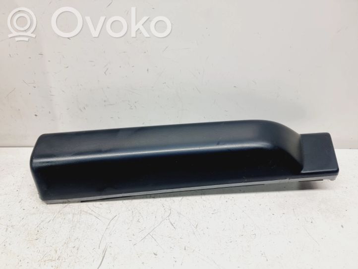 73871JG000 Nissan X Trail T31 Roof bar rail cover 25.00 RRR