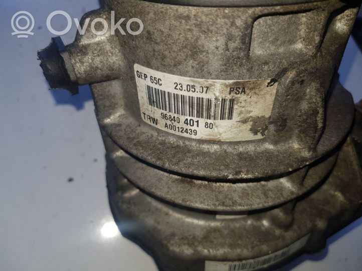 Citroen C4 II Picasso Pompe de direction assistée A0012439