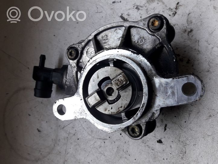 Opel Vivaro Vacuum pump 8200192535