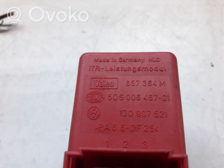 Audi A4 S4 B5 8D Heater blower fan relay 