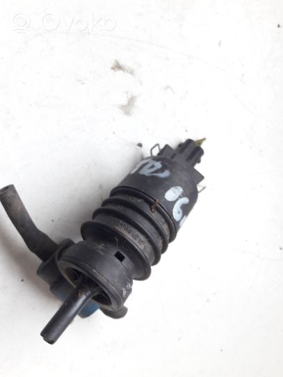 Fiat Punto (188) Pompe de lave-glace de pare-brise 