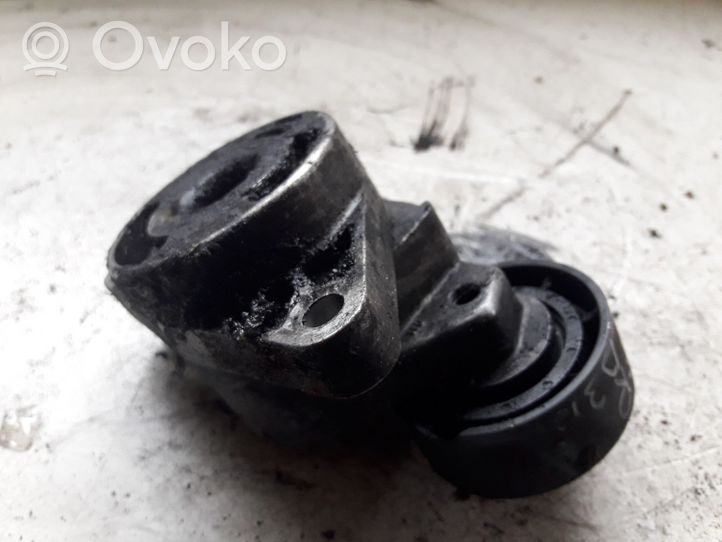 Opel Vivaro Generator/alternator belt tensioner 