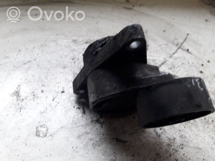 Opel Vivaro Generator/alternator belt tensioner 