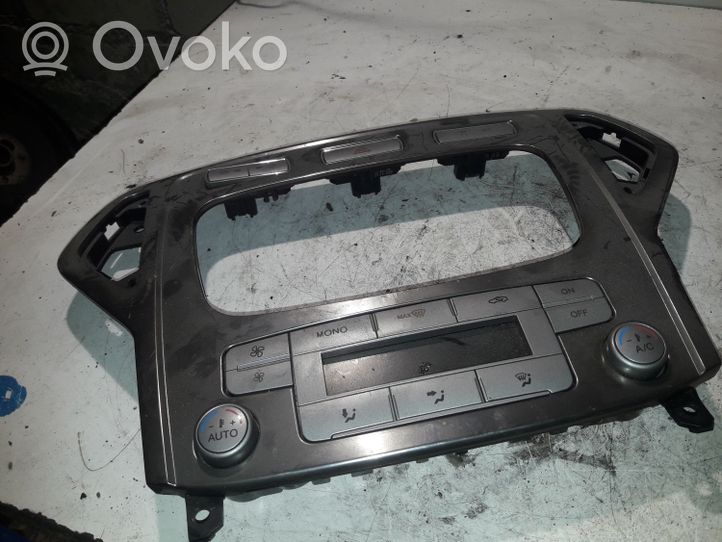 Ford Mondeo MK IV Ilmastoinnin ohjainlaite 7S7T18C612AK