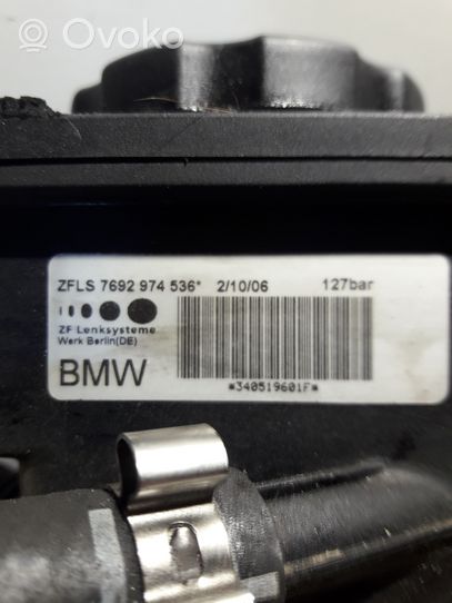 BMW X3 E83 Pompa wspomagania układu kierowniczego 7692974536