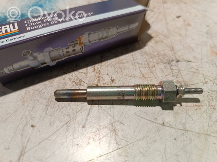 Opel Astra G Glow plug 0100226208