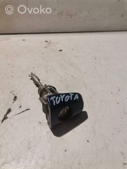 Toyota Yaris Wkładka do zamka drzwi N0501336