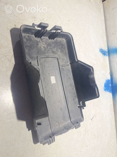 Audi A3 S3 8P Battery box tray cover/lid 1K0915443C