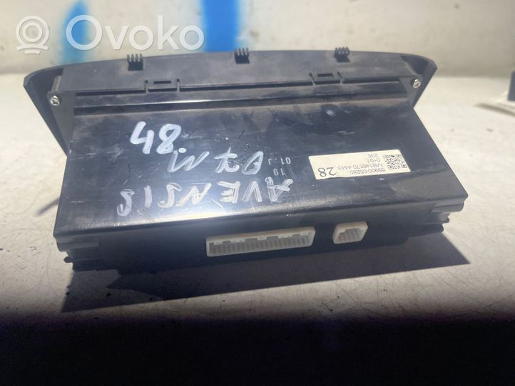 Toyota Avensis T250 Climate control unit 5590005280