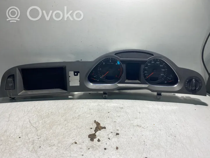 Audi A6 S6 C6 4F Spidometras (prietaisų skydelis) 4F0920980M