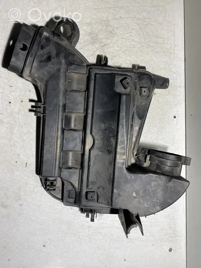 Renault Scenic I Boîtier de filtre à air 7700114532