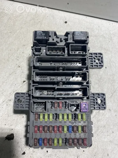 Honda Civic Fuse module 37832LN