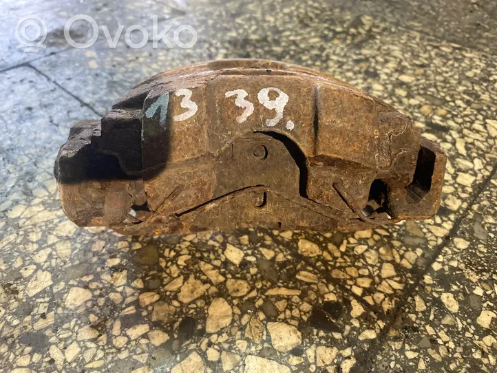 Toyota Auris 150 Caliper de freno delantero 