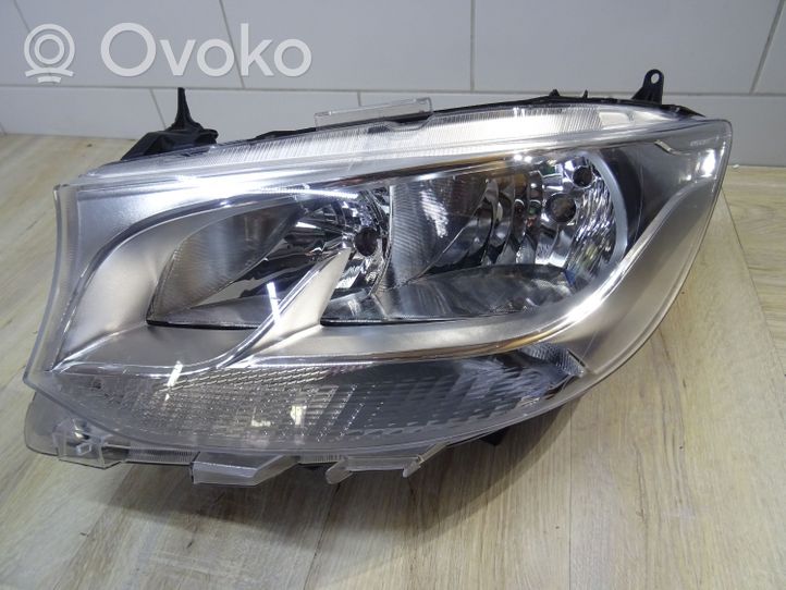 Mercedes-Benz Sprinter W907 W910 Lampa przednia A9109060000