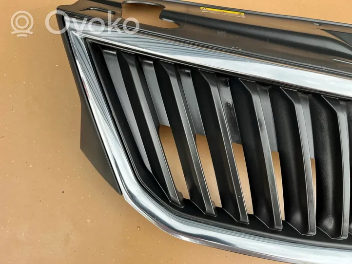 Skoda Rapid (NH) Grille de calandre avant 