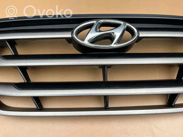 Hyundai Accent Grille de calandre avant 