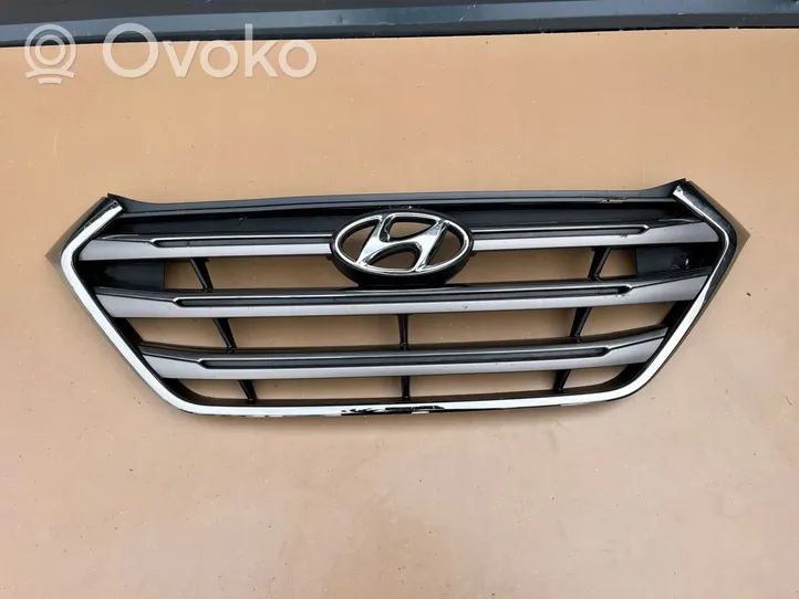 Hyundai Accent Grille de calandre avant 