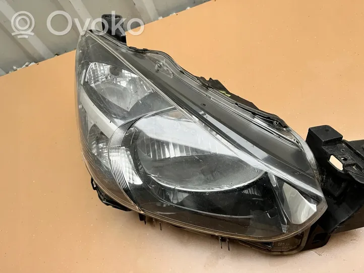 Mazda 323 Lampa przednia 