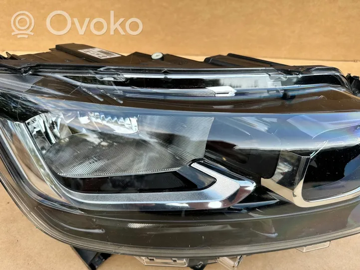 Toyota ProAce City Lampa przednia 