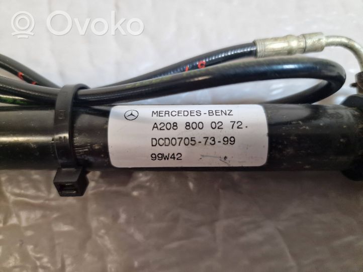 Mercedes-Benz CLK A208 C208 Pagrindinis hidraulinis stogo cilindras A2088000272