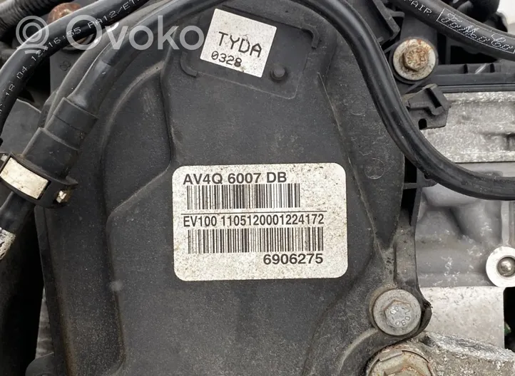 Ford C-MAX II Silnik / Komplet AV4Q6007DB