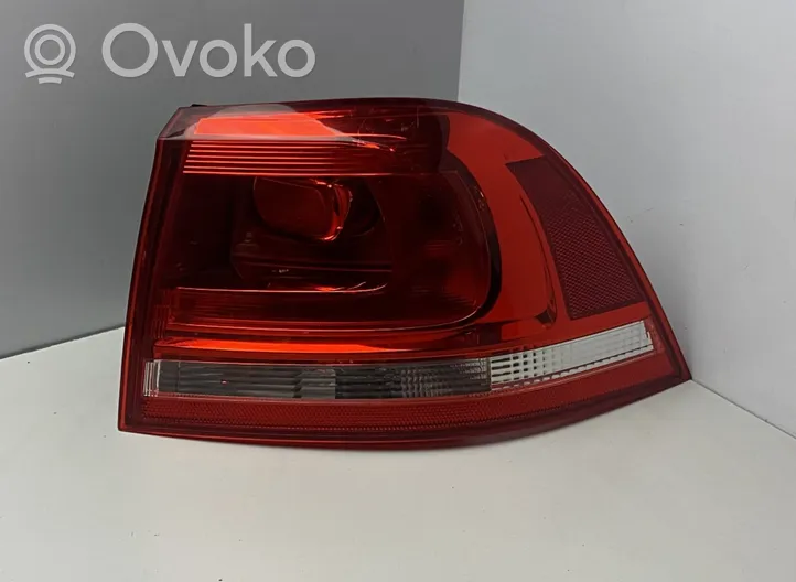 Volkswagen Touareg II Lampa tylna 7P6945096D