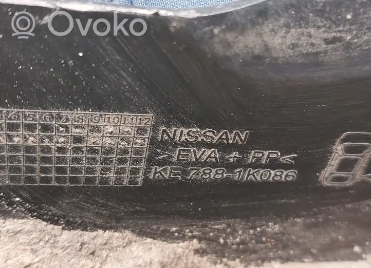 Nissan Juke I F15 Takaroiskeläppä 788-1K085