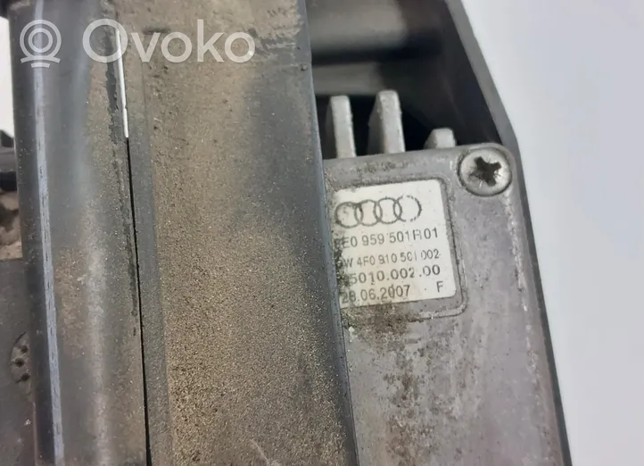 Audi A4 S4 B7 8E 8H Ventilatore di raffreddamento elettrico del radiatore 8E0121205AG