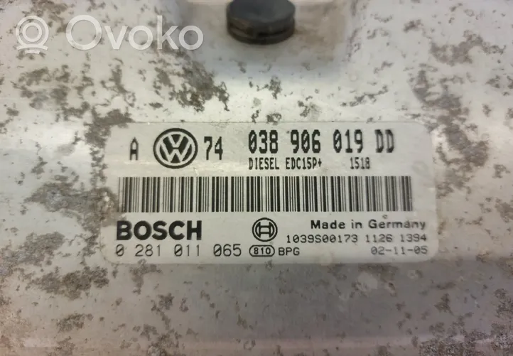 Volkswagen New Beetle Sterownik / Moduł ECU 038906019DD