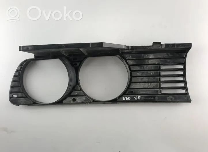 BMW 3 E30 Griglia anteriore 18760910