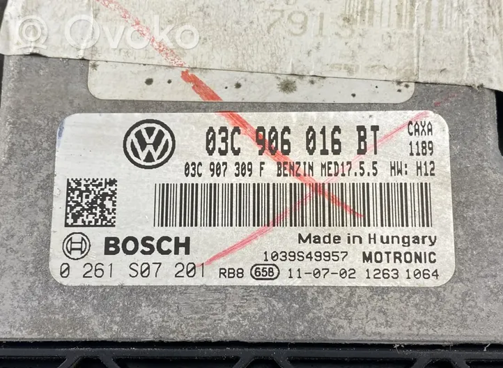 Volkswagen Jetta VI Calculateur moteur ECU 03C906016BT